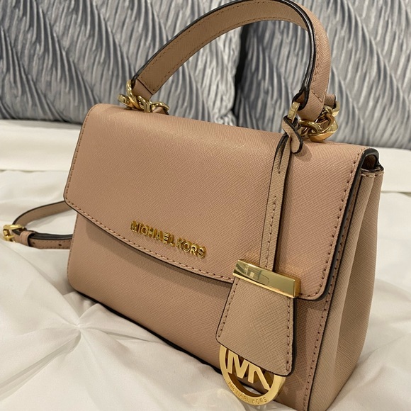 MICHAEL KORS Ava Extra-Small Crossbody - Picture 2 of 4